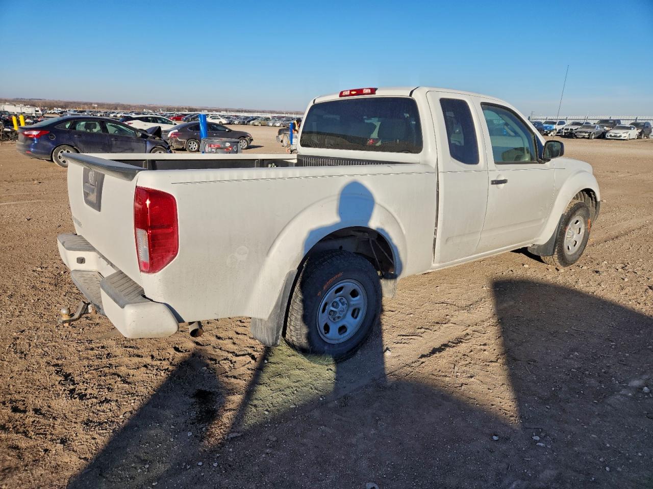 2017 NISSAN FRONTIER S photo 3