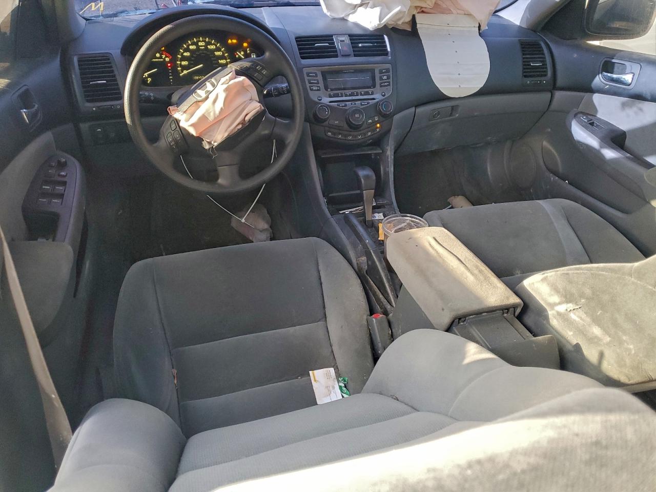 2006 HONDA ACCORD LX photo 8
