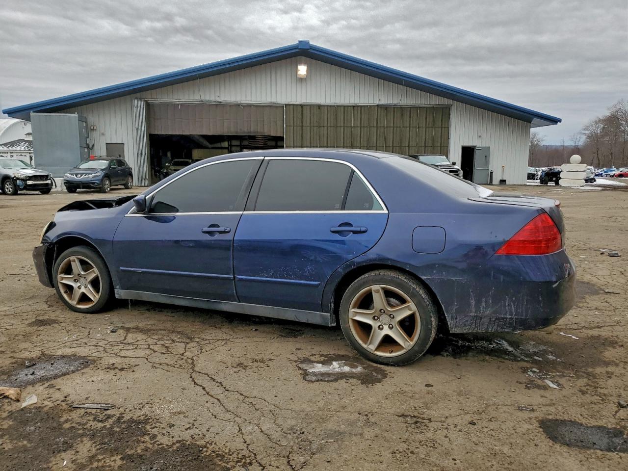 2006 HONDA ACCORD LX photo 2