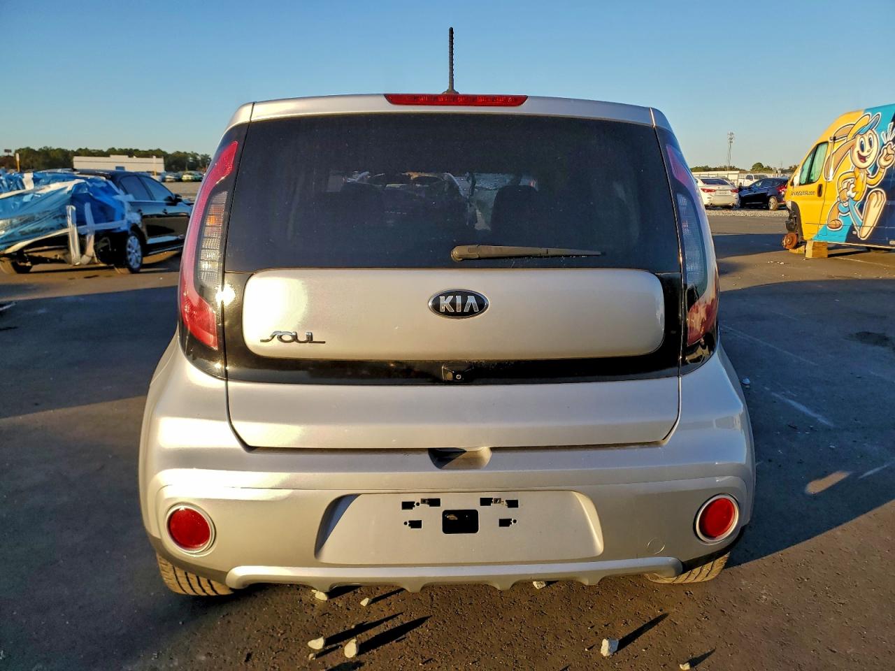 2018 KIA SOUL + photo 6