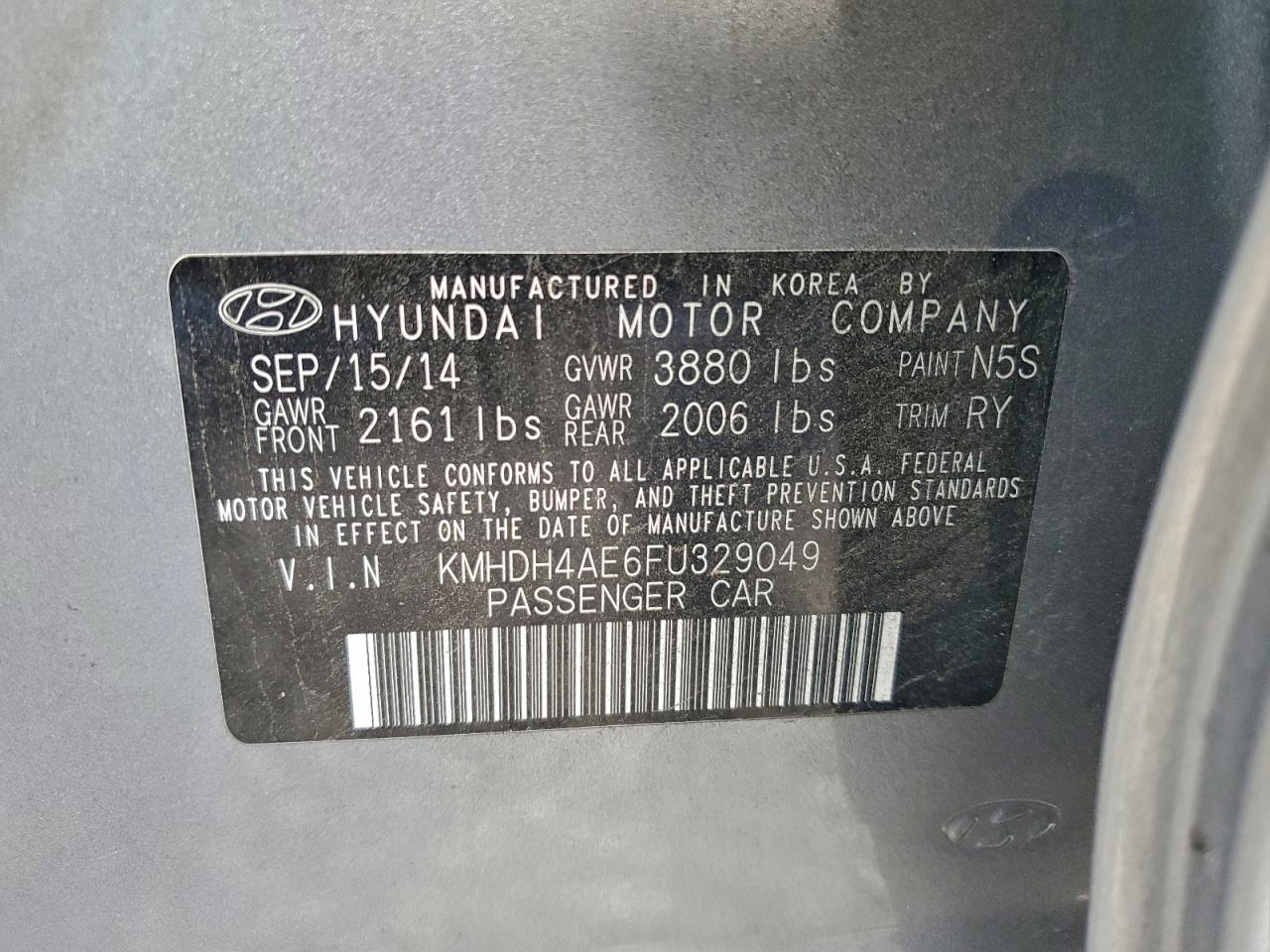 2015 HYUNDAI ELANTRA SE photo 23