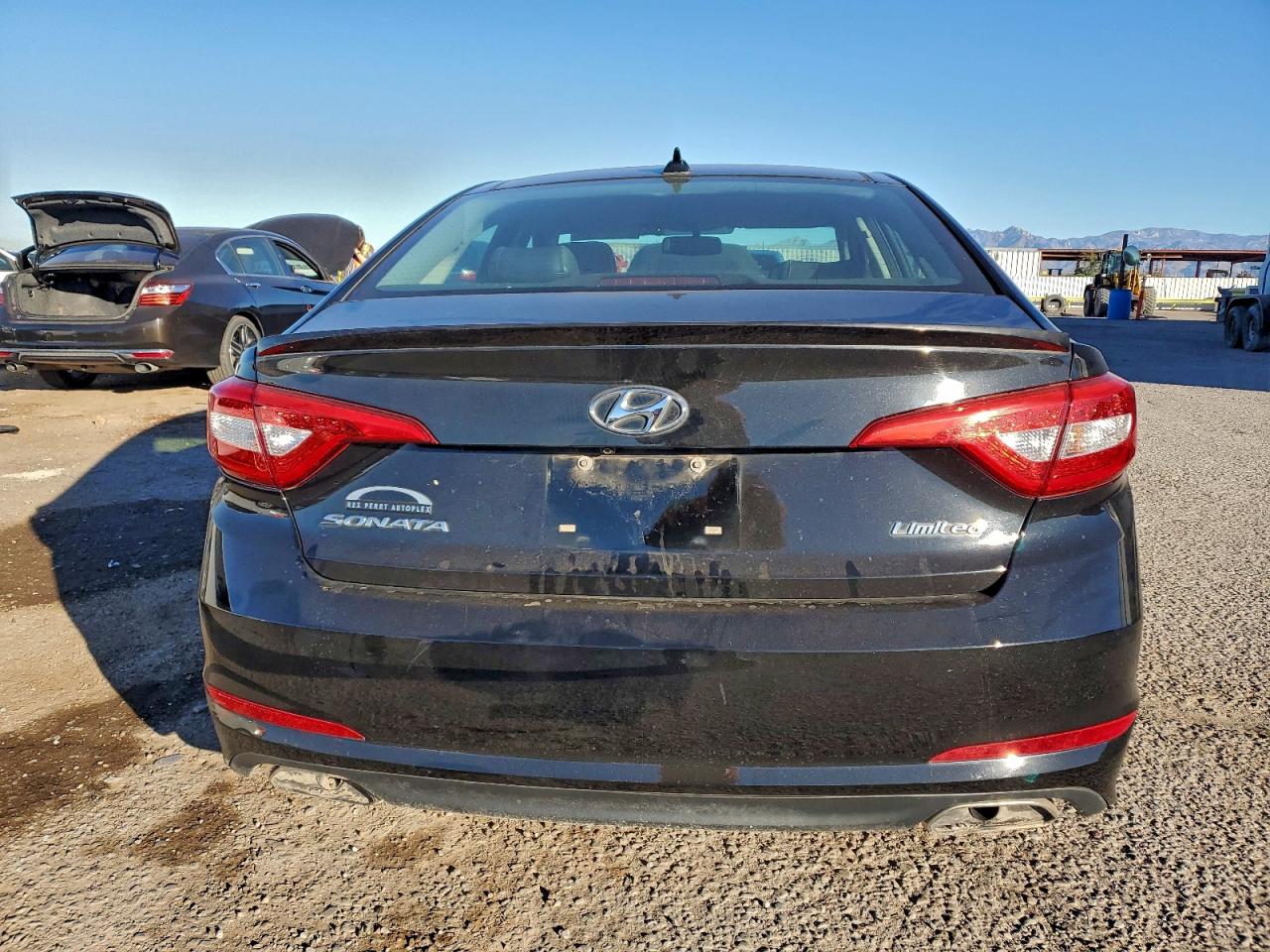 2015 HYUNDAI SONATA SPORT photo 6
