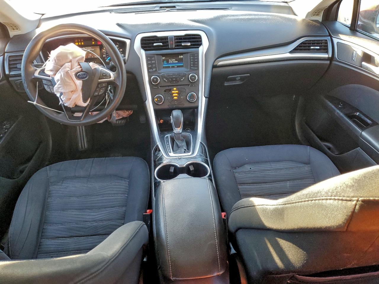 2016 FORD FUSION SE photo 8
