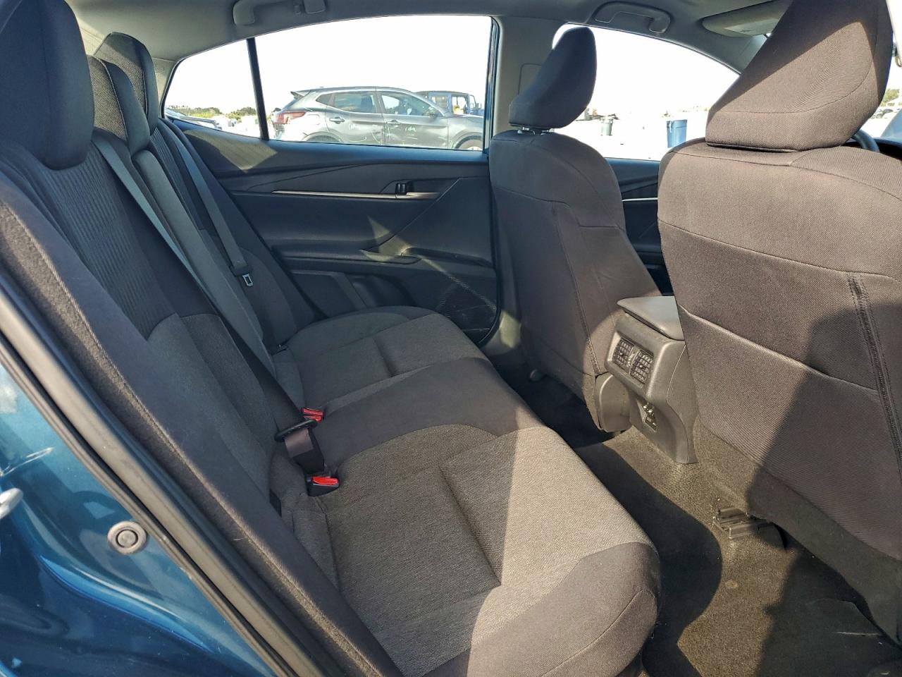 2025 TOYOTA CAMRY XSE photo 19