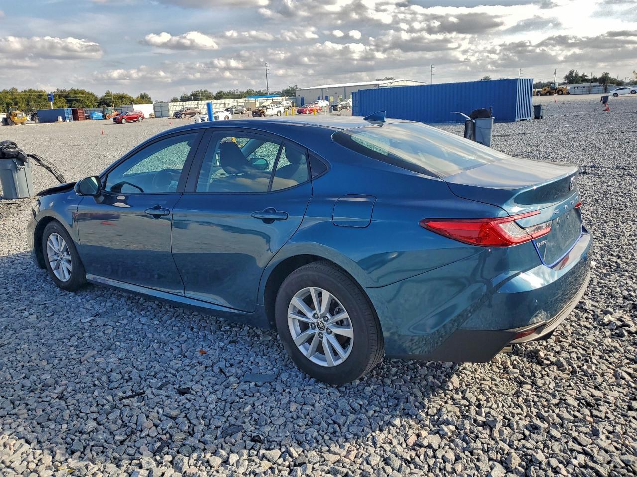 2025 TOYOTA CAMRY XSE photo 3