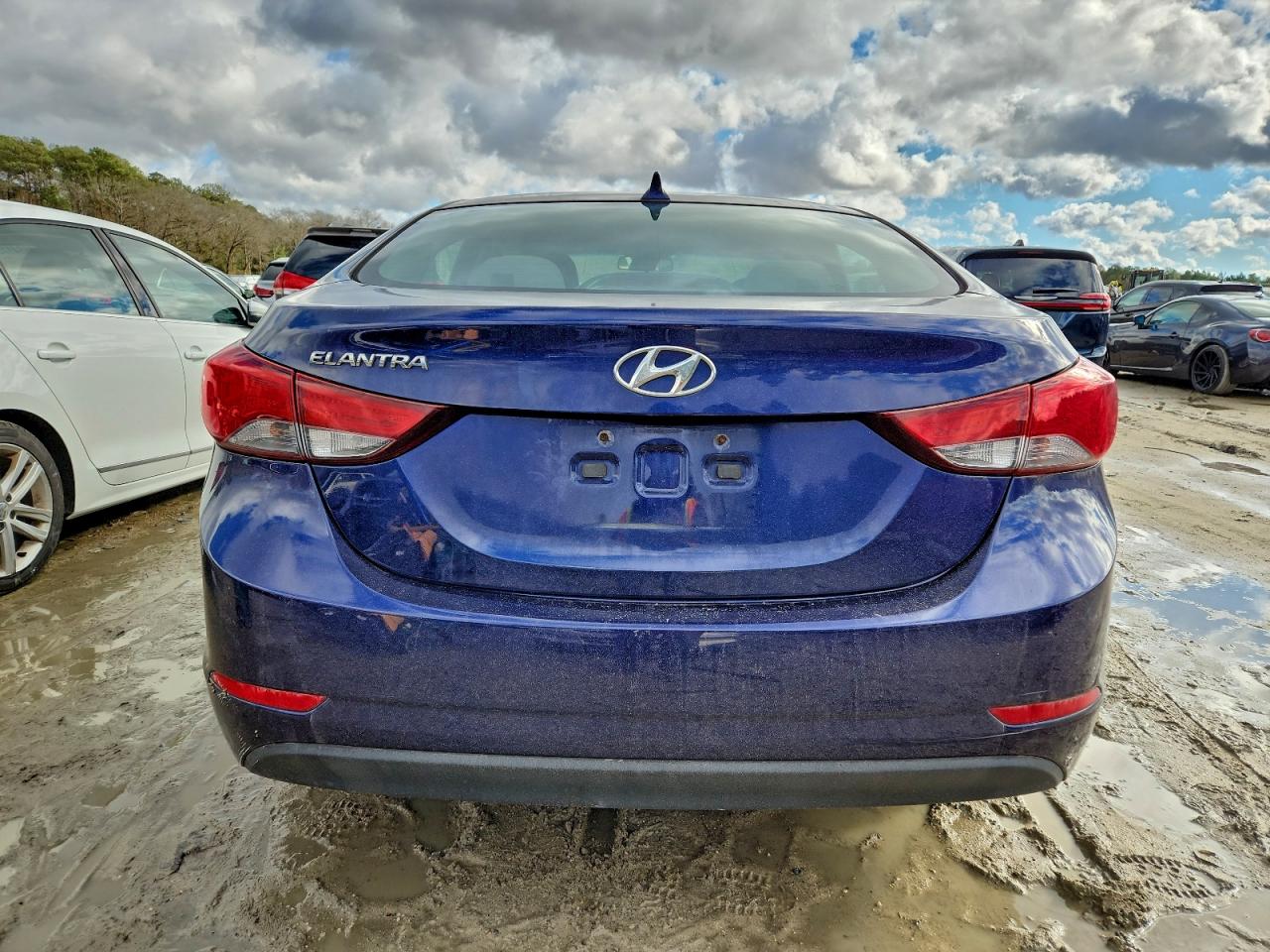 2014 HYUNDAI ELANTRA SE photo 6