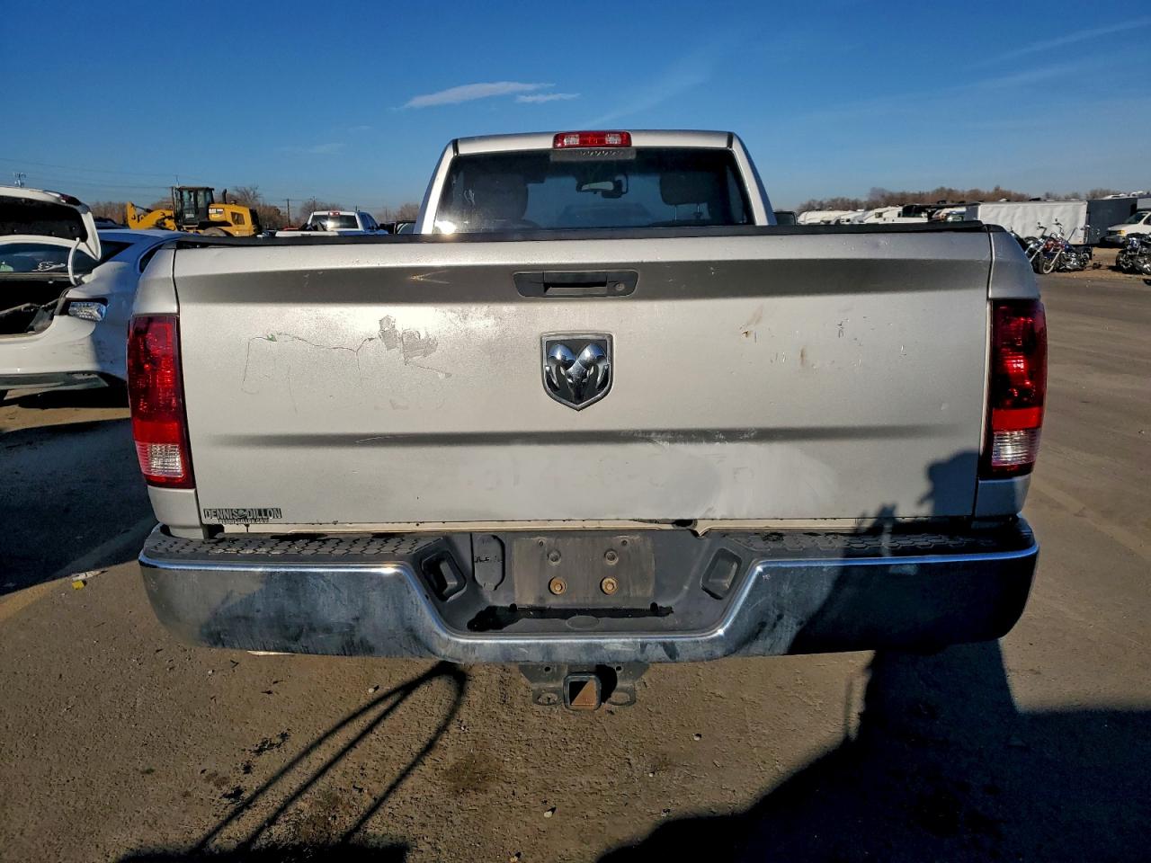 2014 RAM 1500 ST photo 6