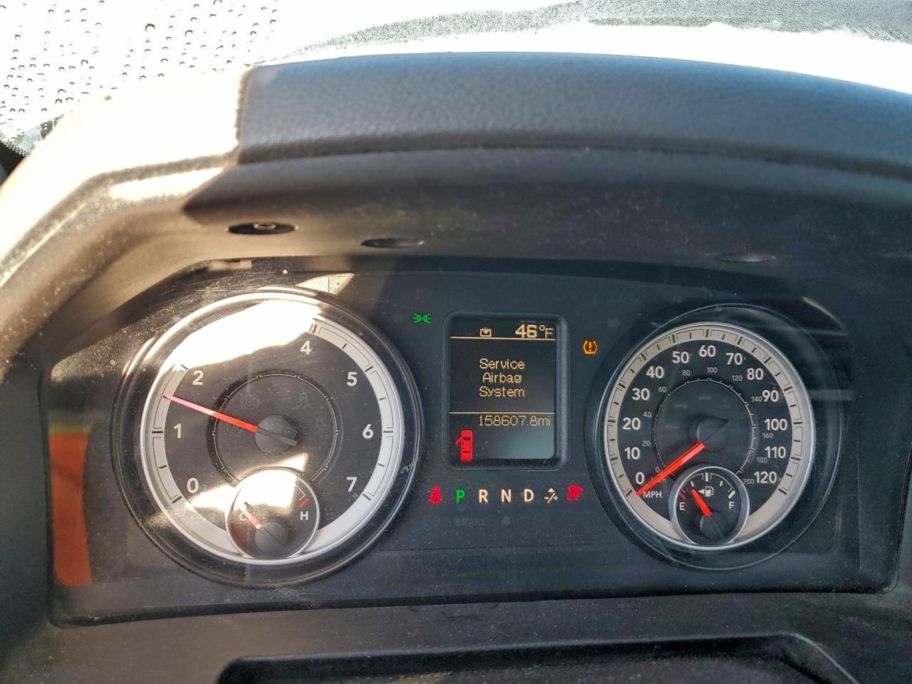2014 RAM 1500 ST photo 9