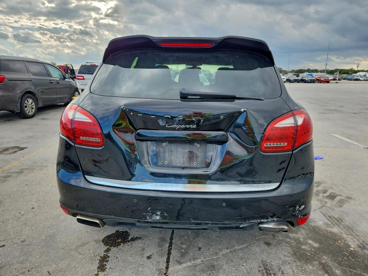 2012 PORSCHE CAYENNE photo 6