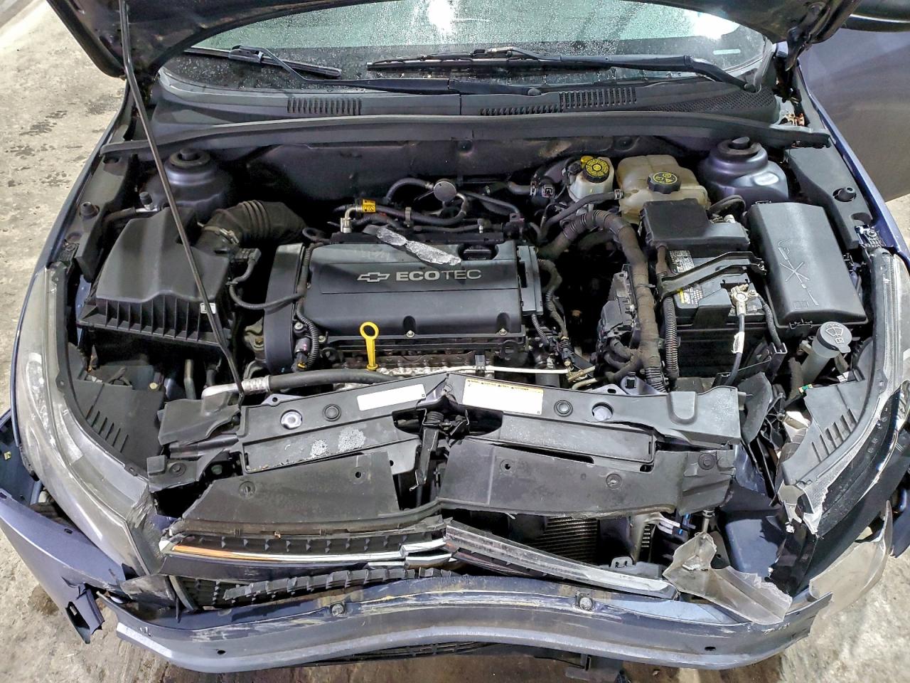 2014 CHEVROLET CRUZE LS photo 11