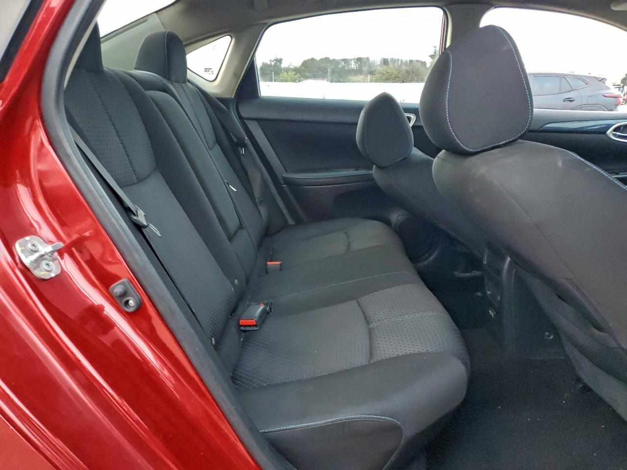 2018 NISSAN SENTRA S photo 10