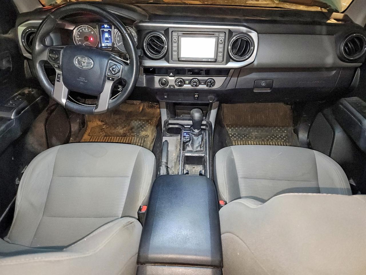 2017 TOYOTA TACOMA DOUBLE CAB photo 8