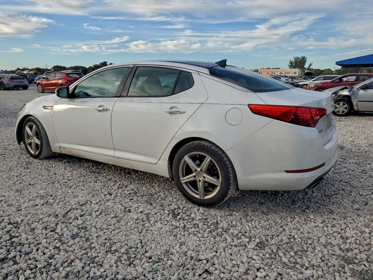 2013 KIA OPTIMA EX photo 2