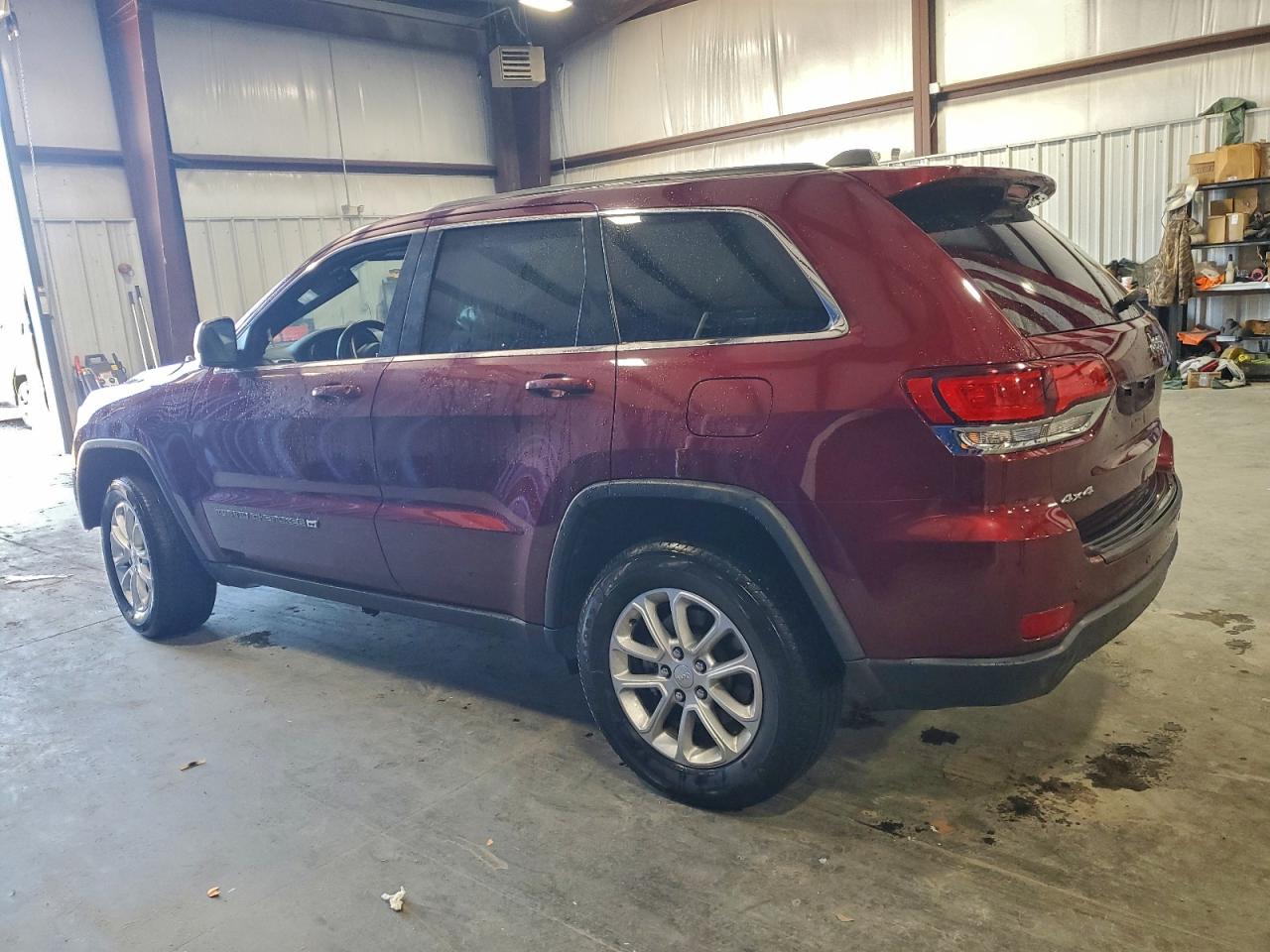 2022 JEEP GRAND CHEROKEE LAREDO E photo 2