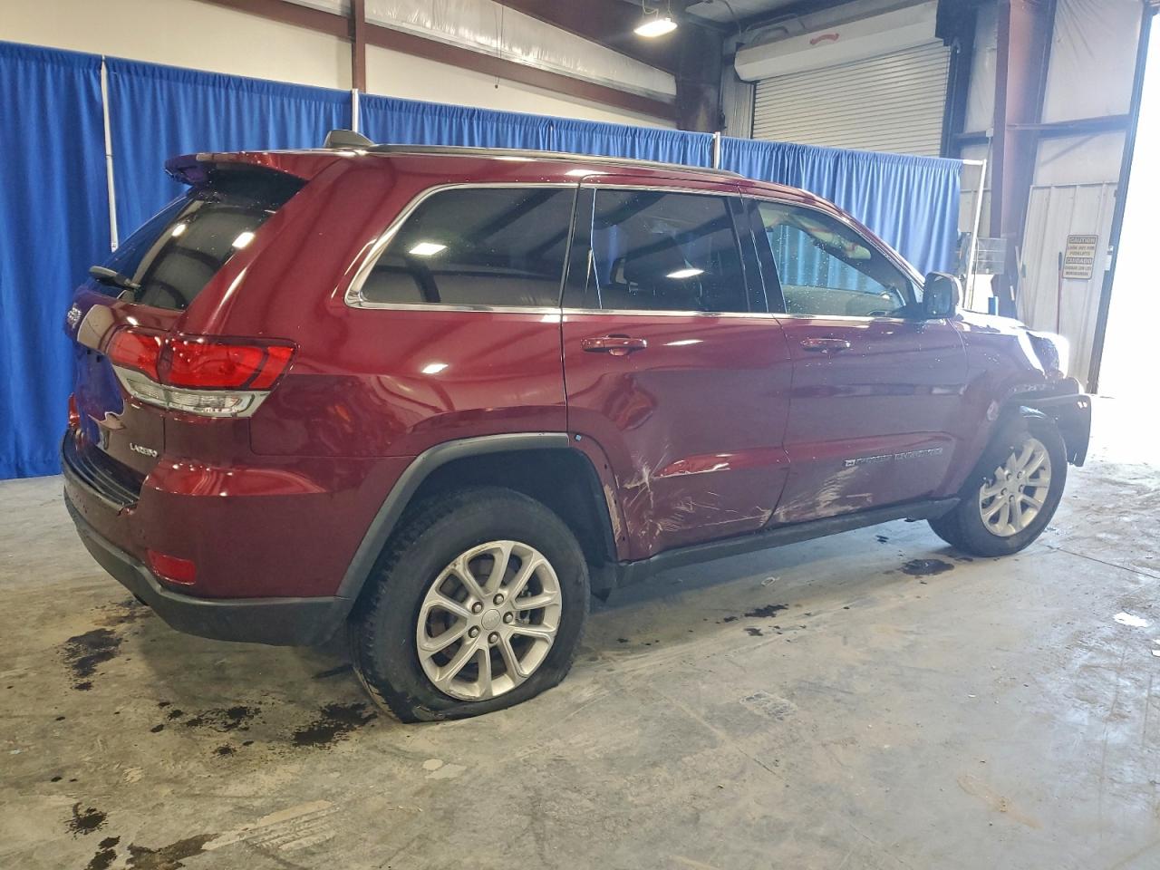 2022 JEEP GRAND CHEROKEE LAREDO E photo 3