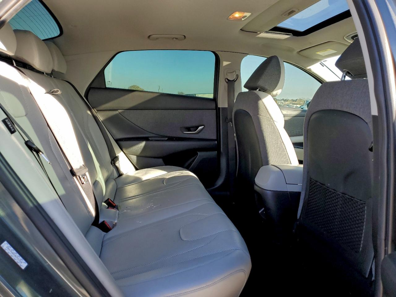 2024 HYUNDAI ELANTRA LIMITED photo 19