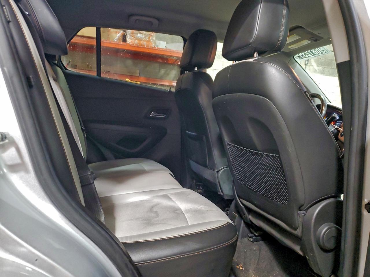 2021 CHEVROLET TRAX 1LT photo 10
