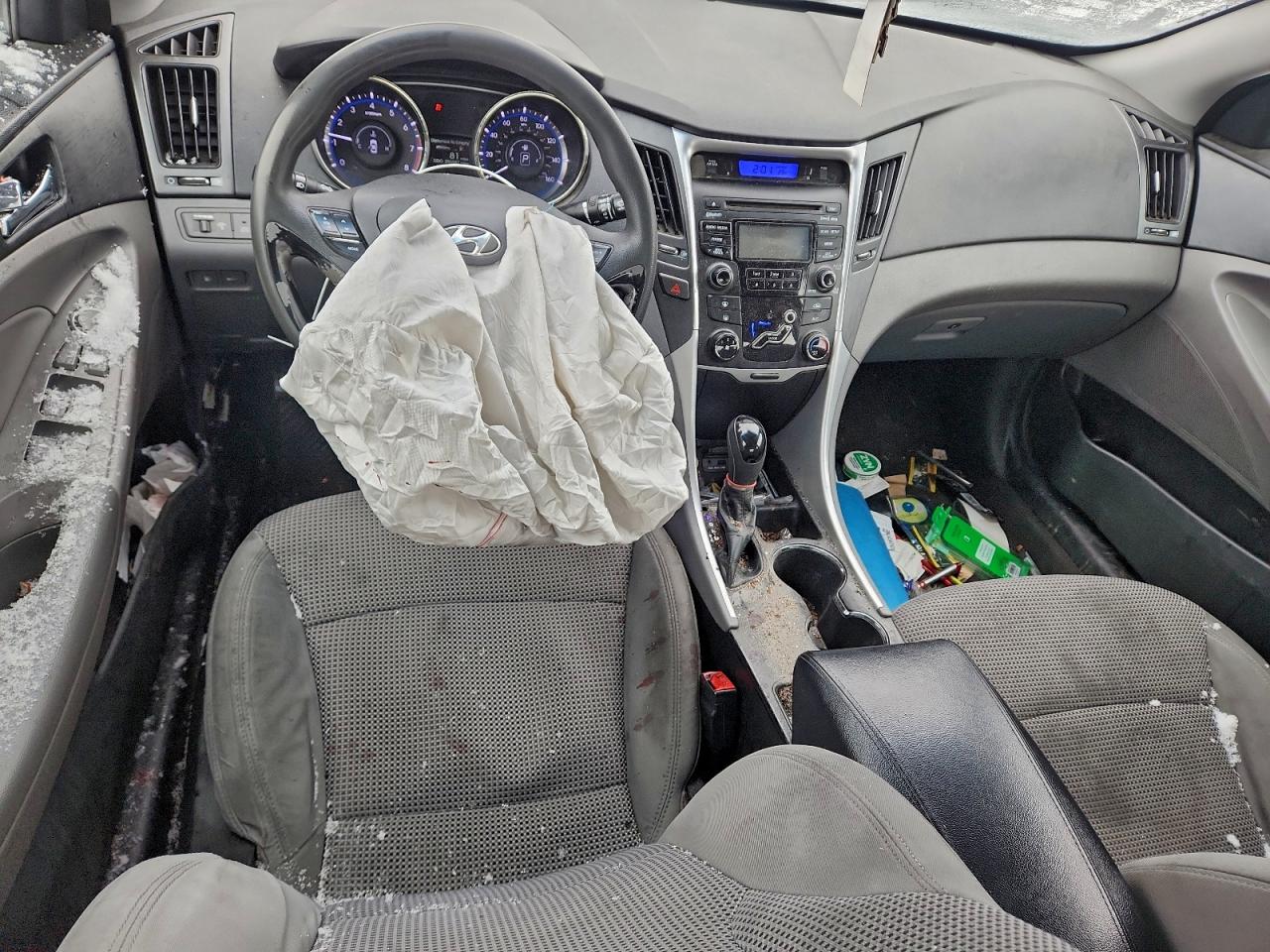 2012 HYUNDAI SONATA GLS photo 8
