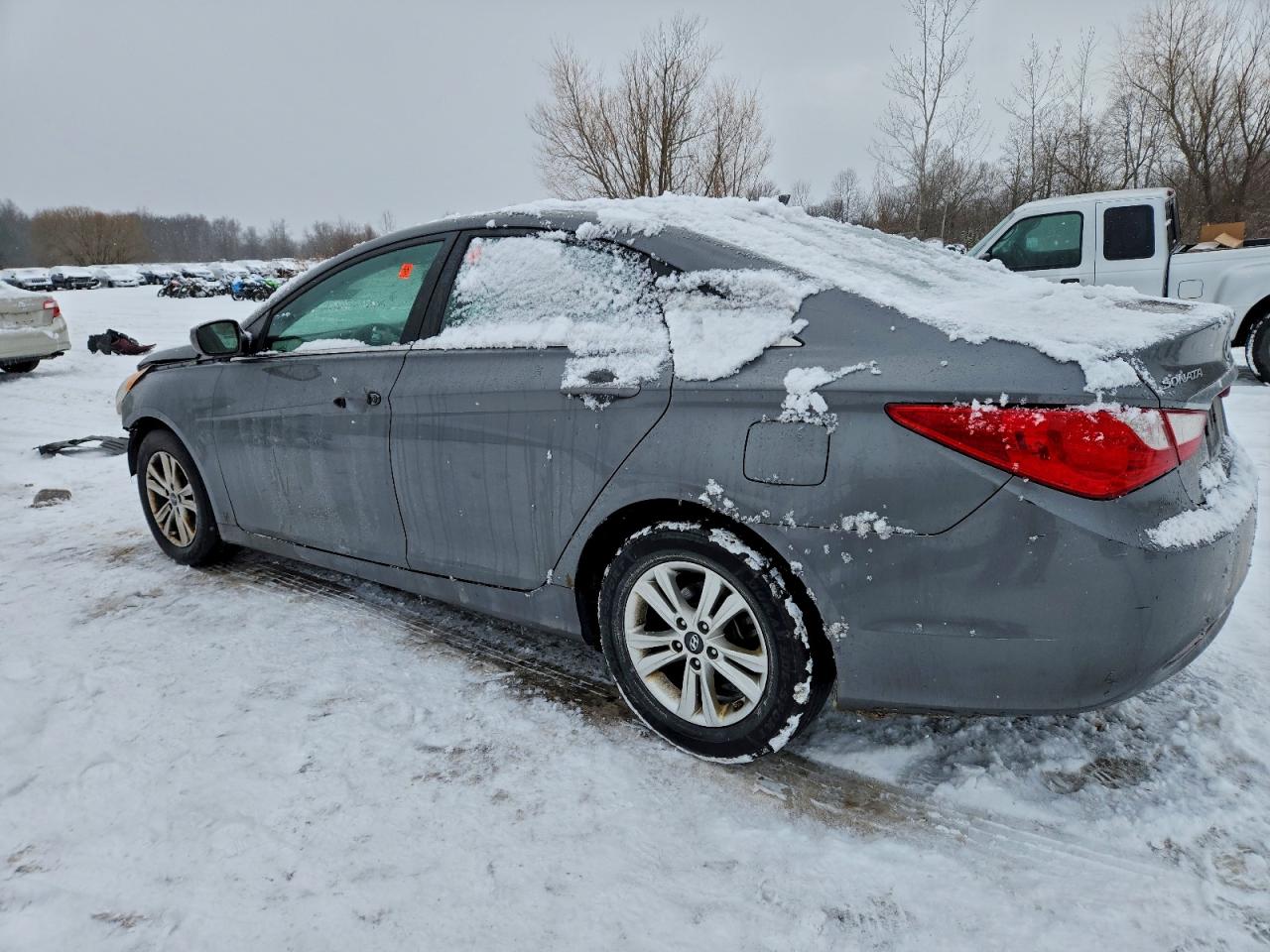 2012 HYUNDAI SONATA GLS photo 2