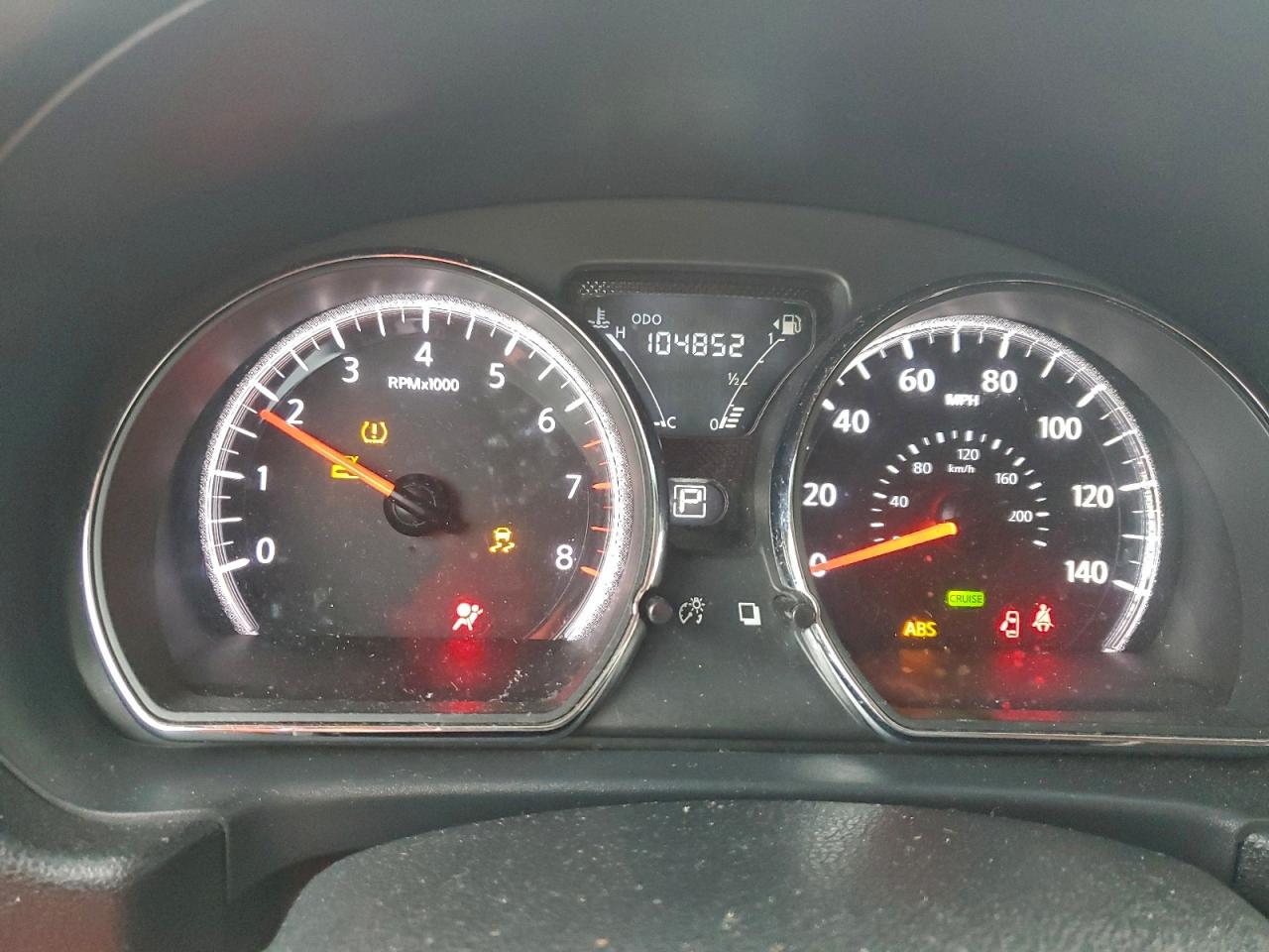 2019 NISSAN VERSA S photo 9