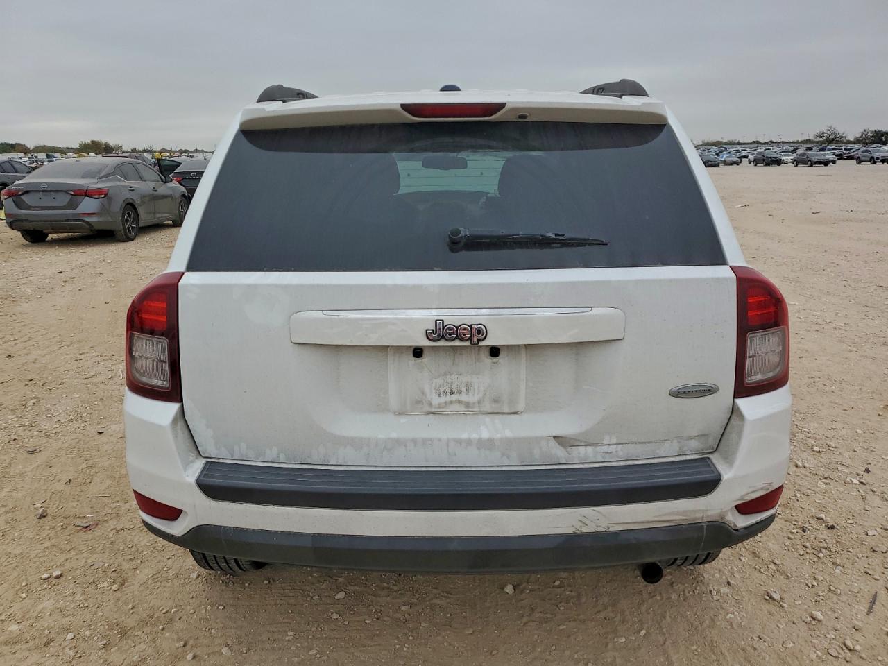 2017 JEEP COMPASS LATITUDE photo 6