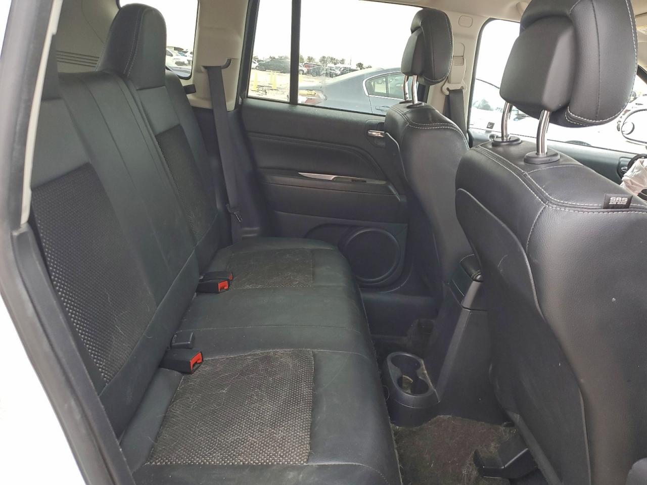 2017 JEEP COMPASS LATITUDE photo 10