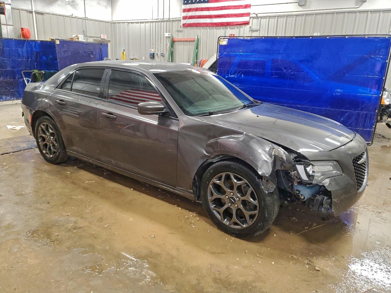 2018 CHRYSLER 300 S photo 4