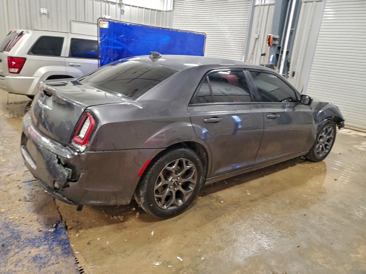 2018 CHRYSLER 300 S photo 3