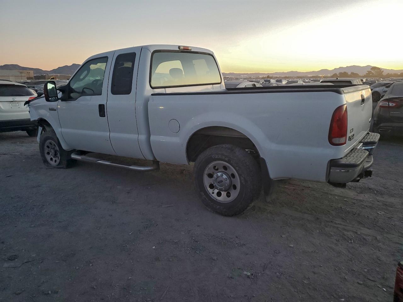 2005 FORD F250 SUPER DUTY photo 2