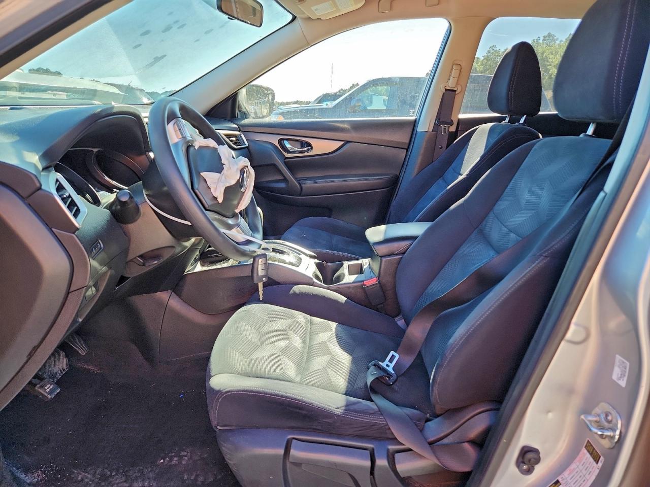 2016 NISSAN ROGUE S photo 7