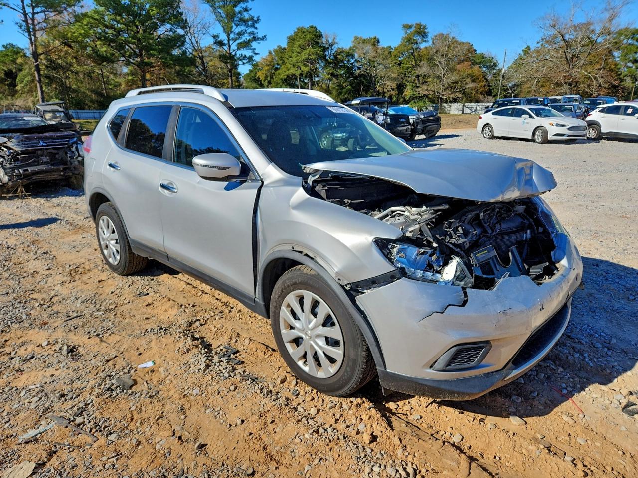 2016 NISSAN ROGUE S photo 4