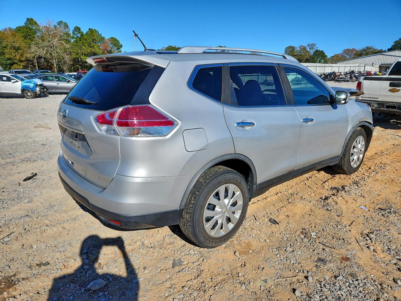 2016 NISSAN ROGUE S photo 3