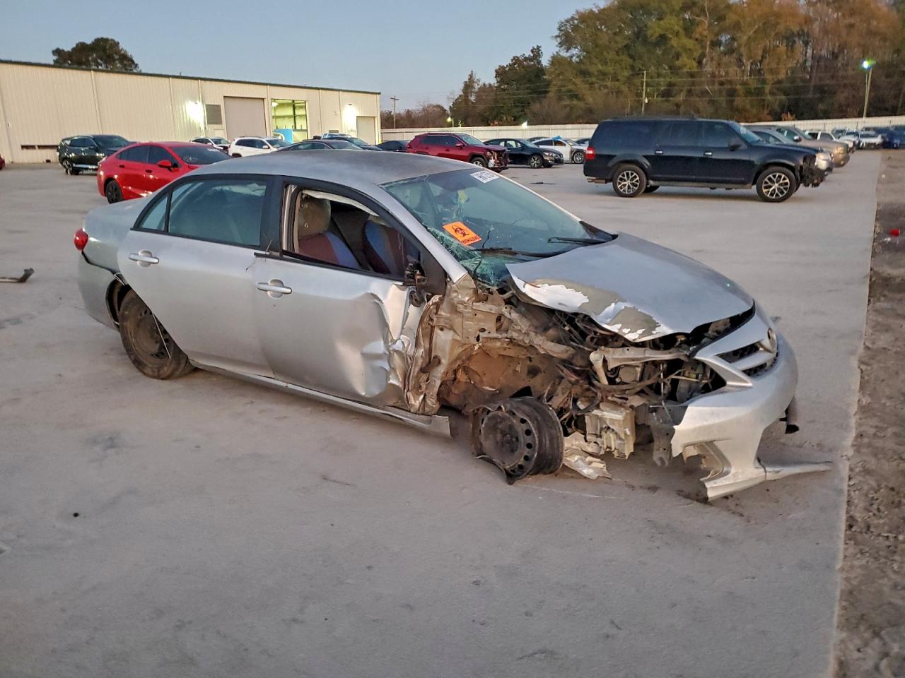 2011 TOYOTA COROLLA BASE photo 4