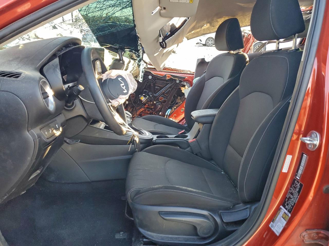 2023 KIA FORTE LX photo 7