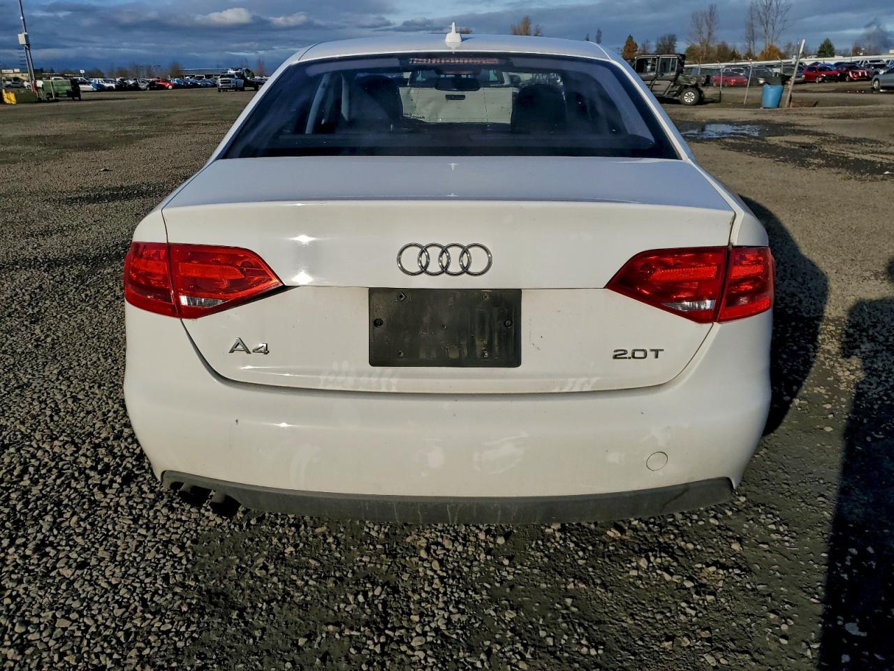 2010 AUDI A4 PREMIUM photo 6