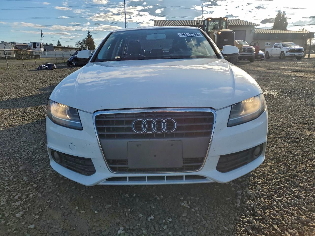 2010 AUDI A4 PREMIUM photo 5