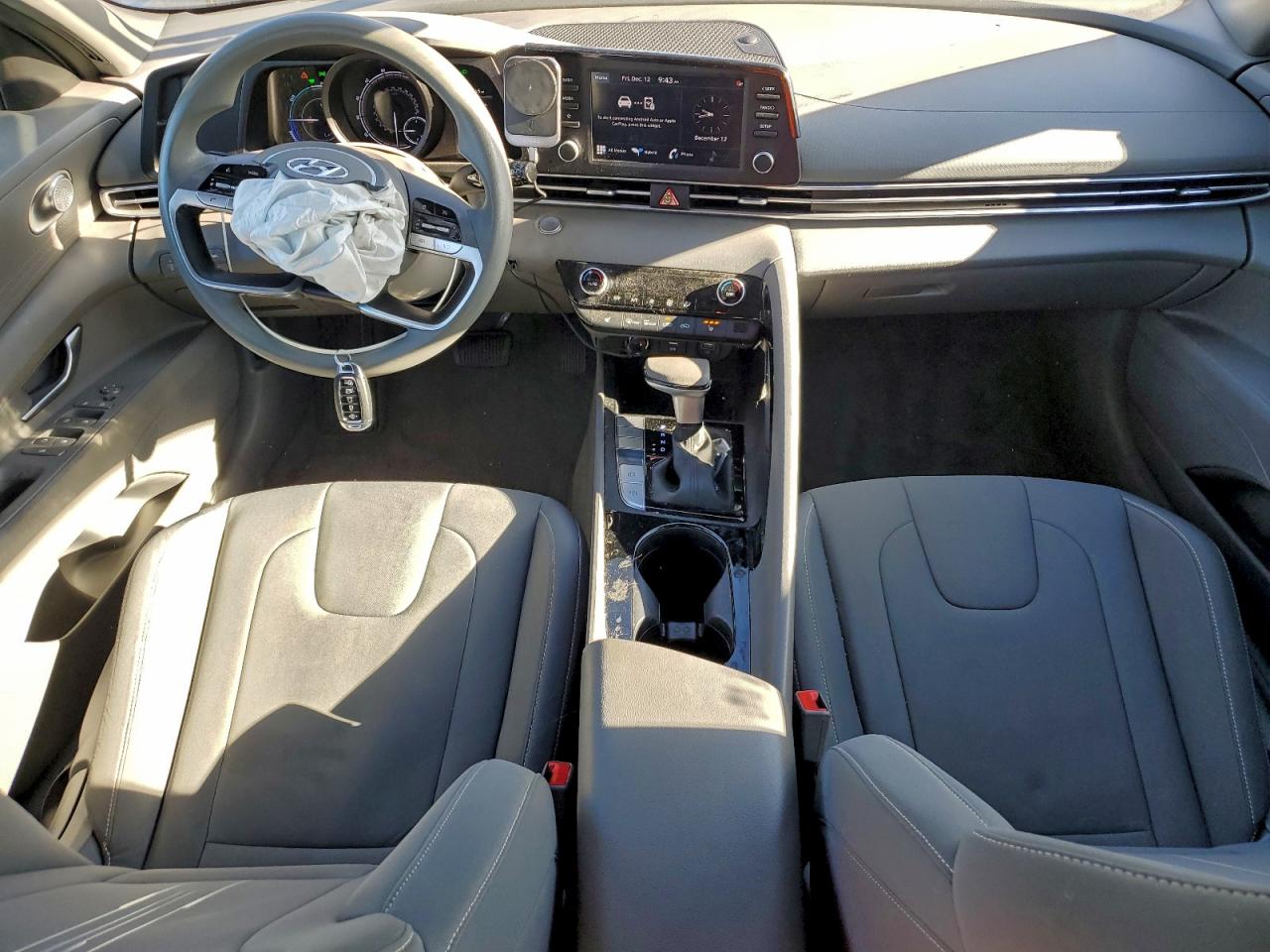 2023 HYUNDAI ELANTRA BLUE photo 8