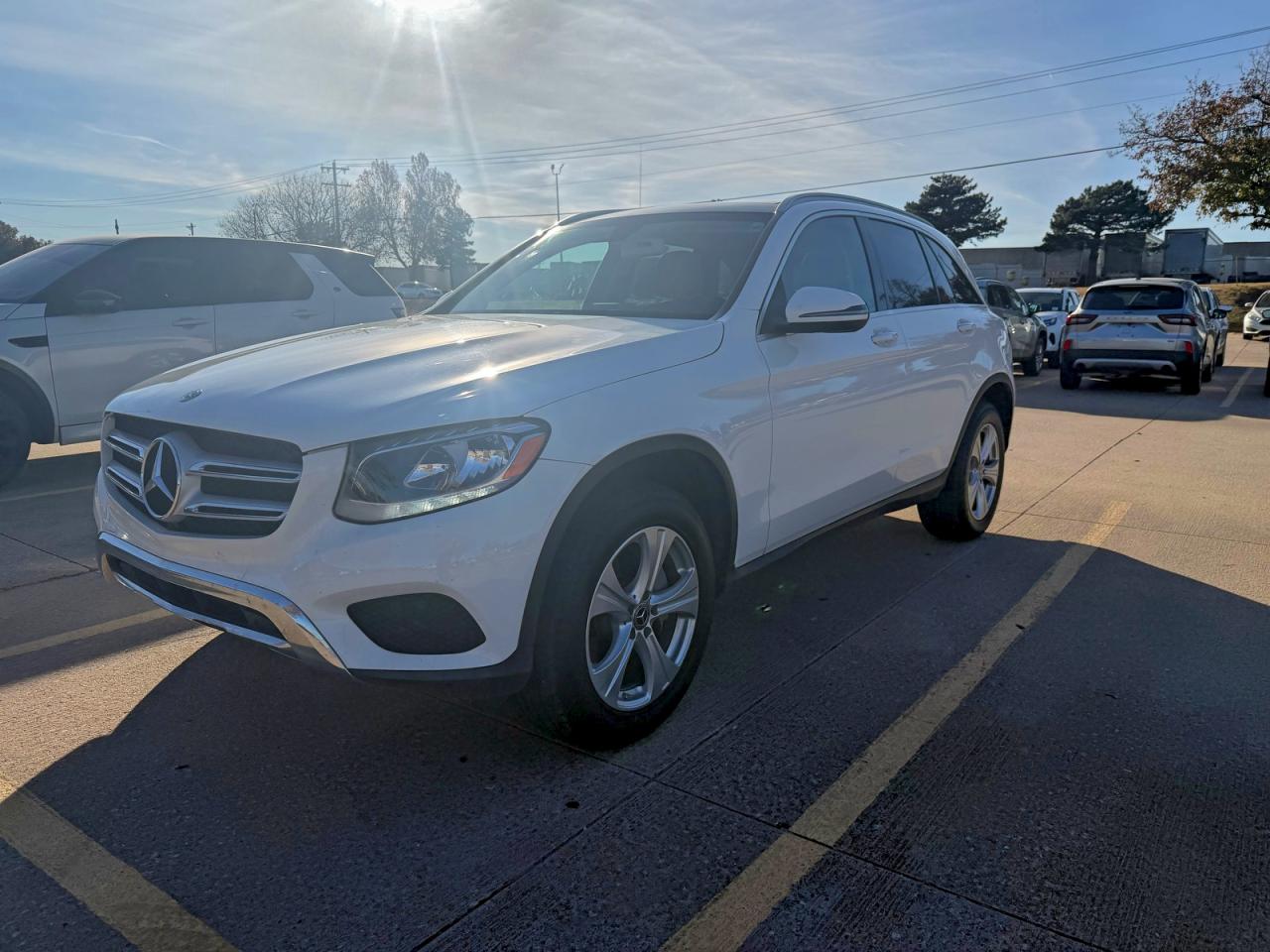 2018 MERCEDES-BENZ GLC 300 photo 2