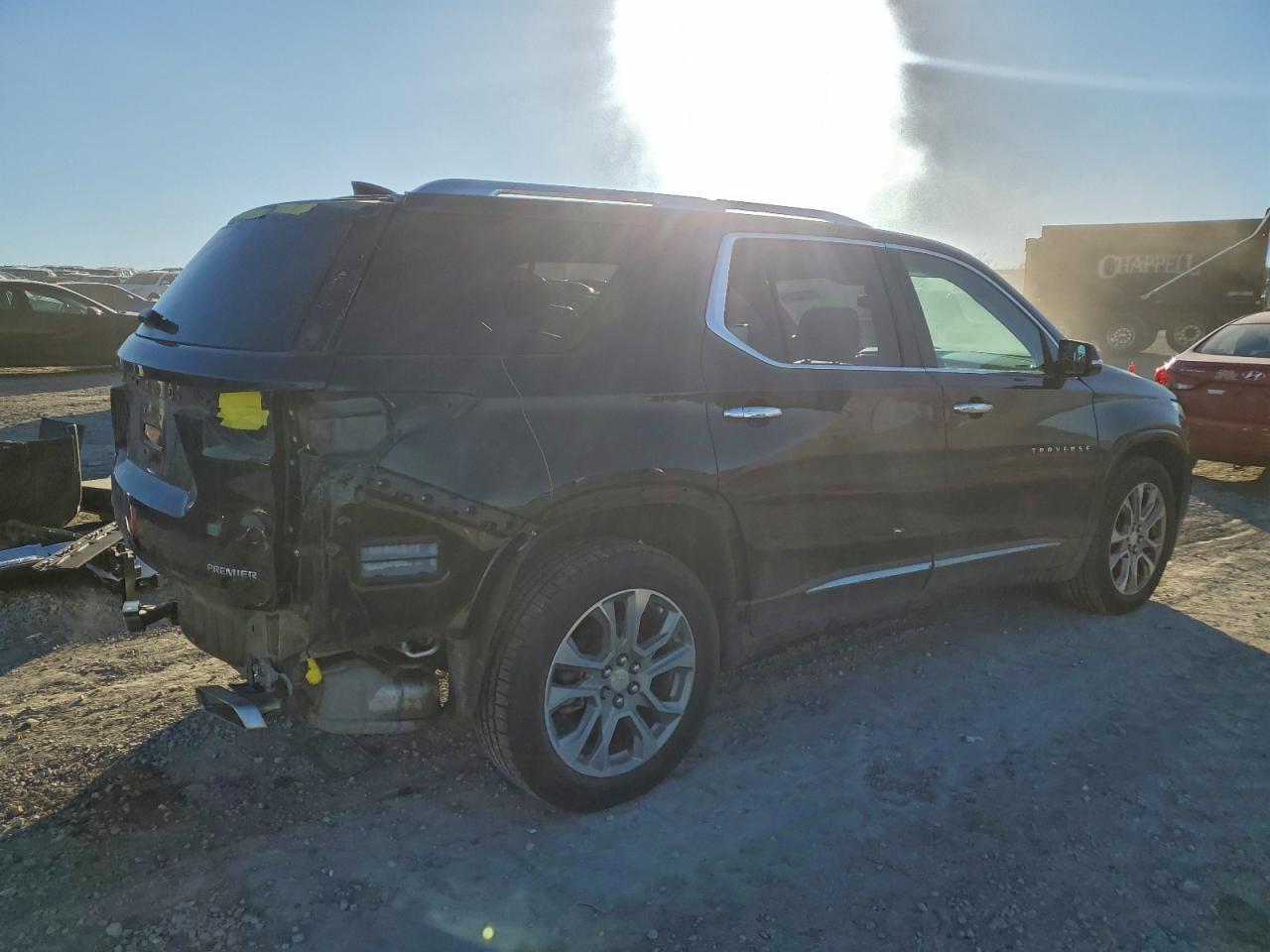 2019 CHEVROLET TRAVERSE PREMIER photo 3