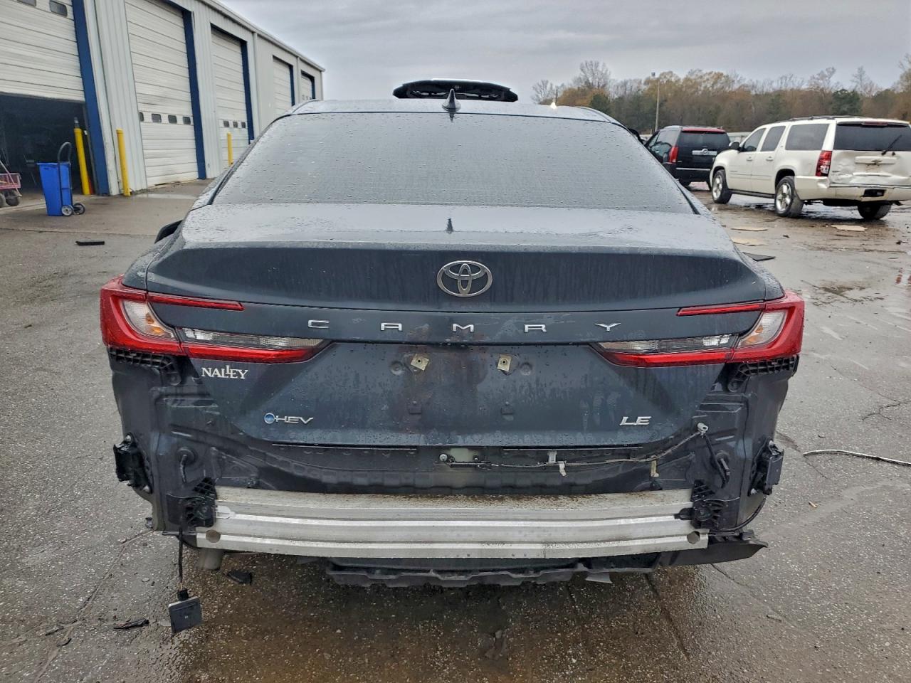 2025 TOYOTA CAMRY XSE photo 6