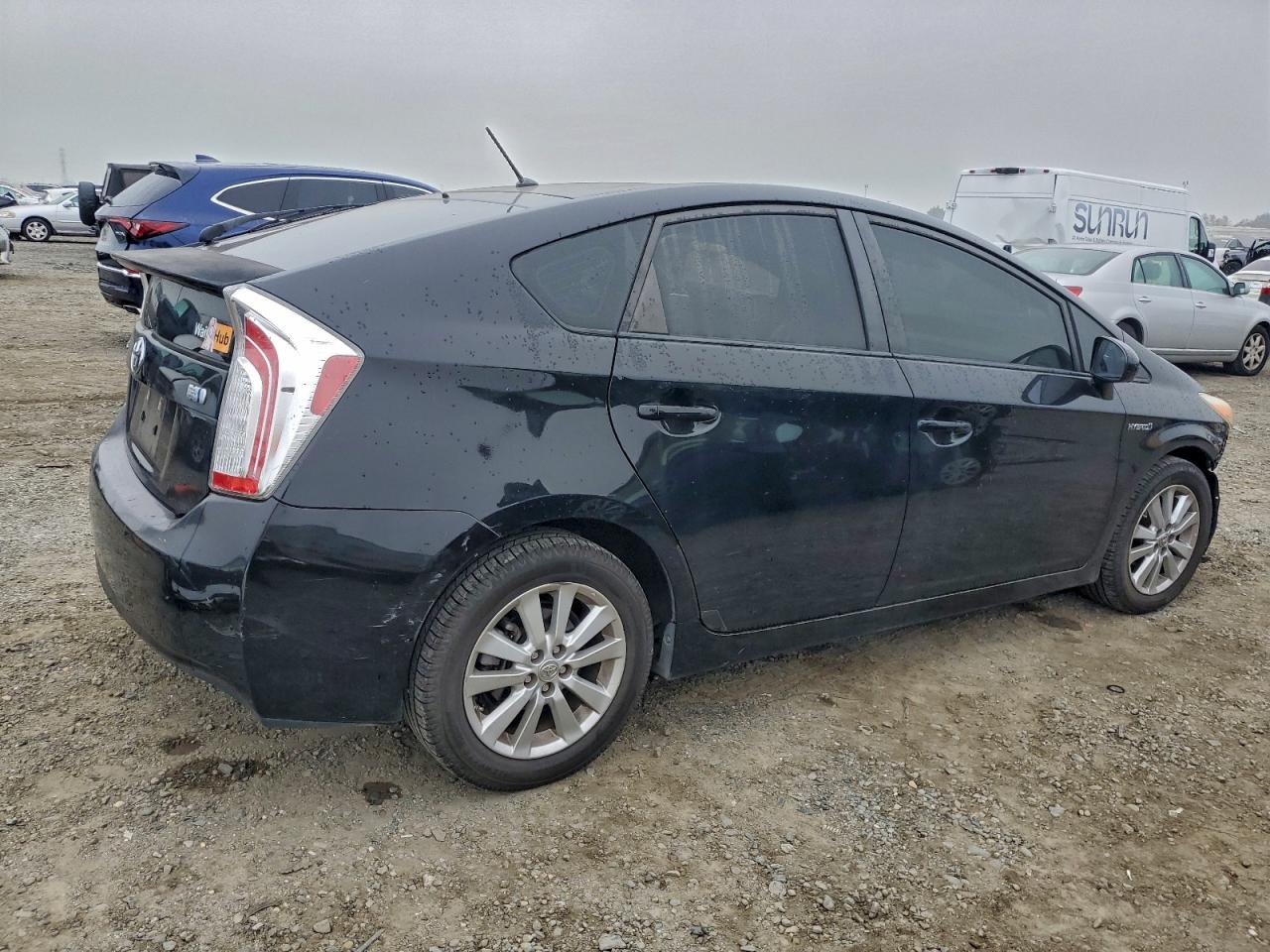 2012 TOYOTA PRIUS photo 3