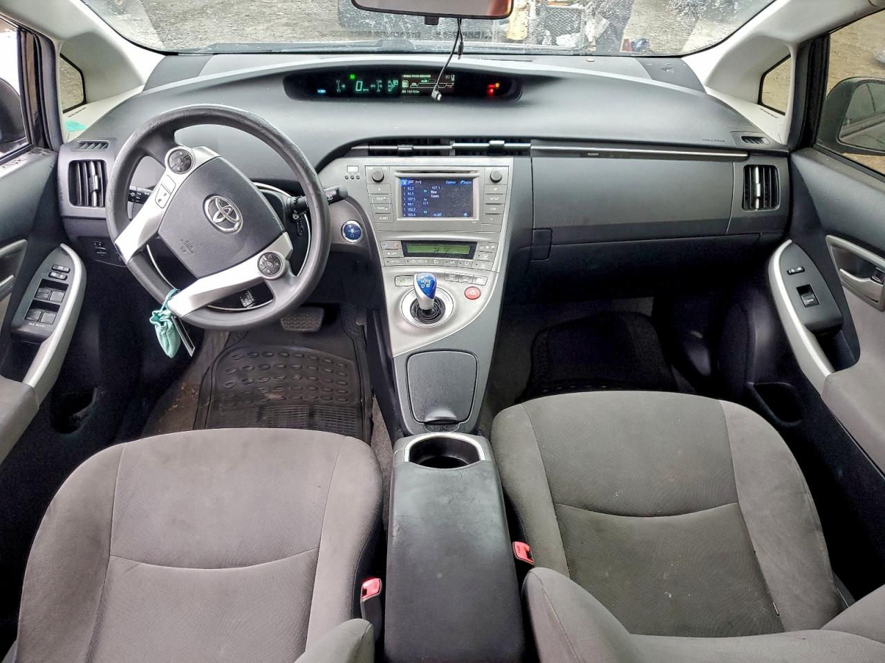 2012 TOYOTA PRIUS photo 8