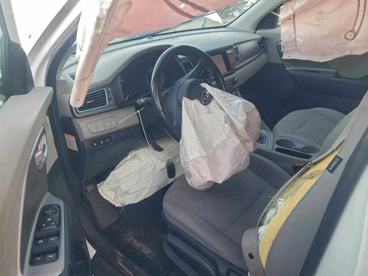 2019 KIA NIRO LX photo 8
