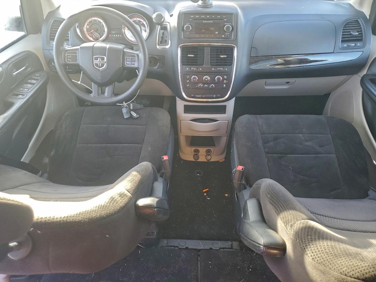 2012 DODGE GRAND CARAVAN SE photo 8