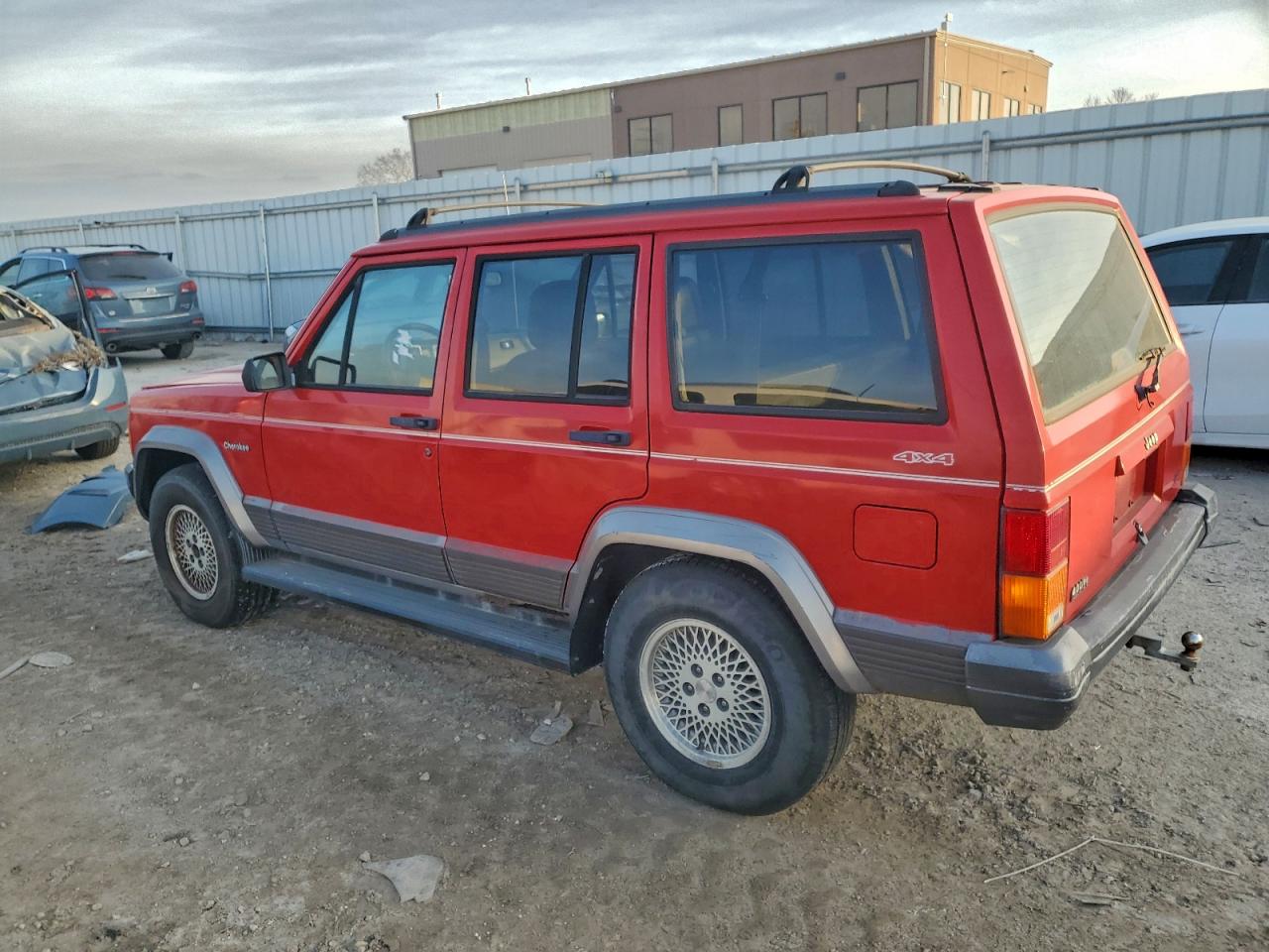 1996 JEEP CHEROKEE COUNTRY photo 2