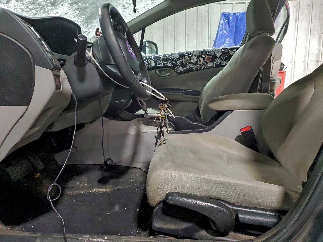 2013 HONDA CIVIC LX photo 7