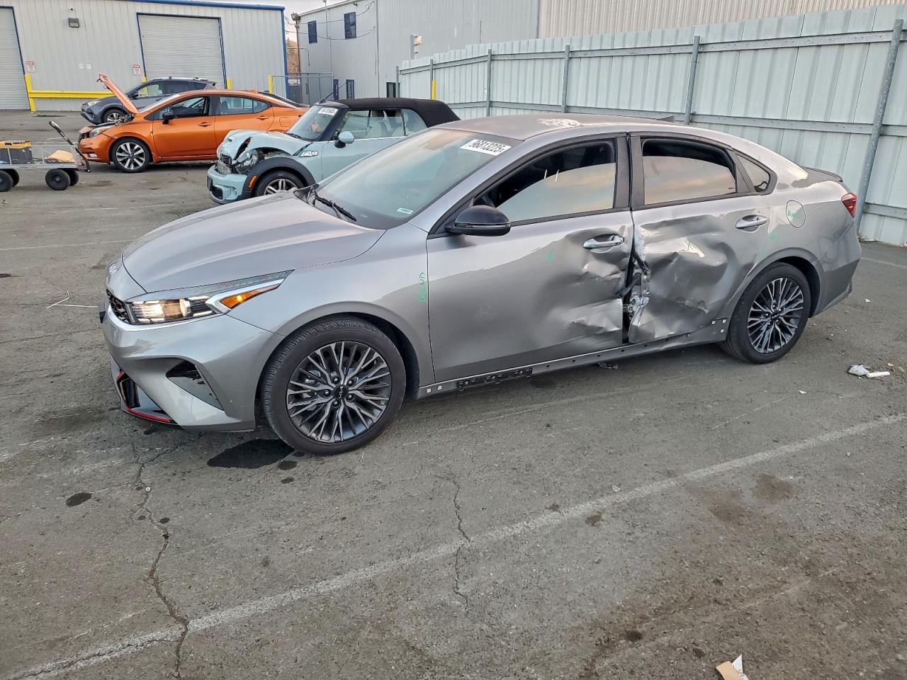 2023 KIA FORTE