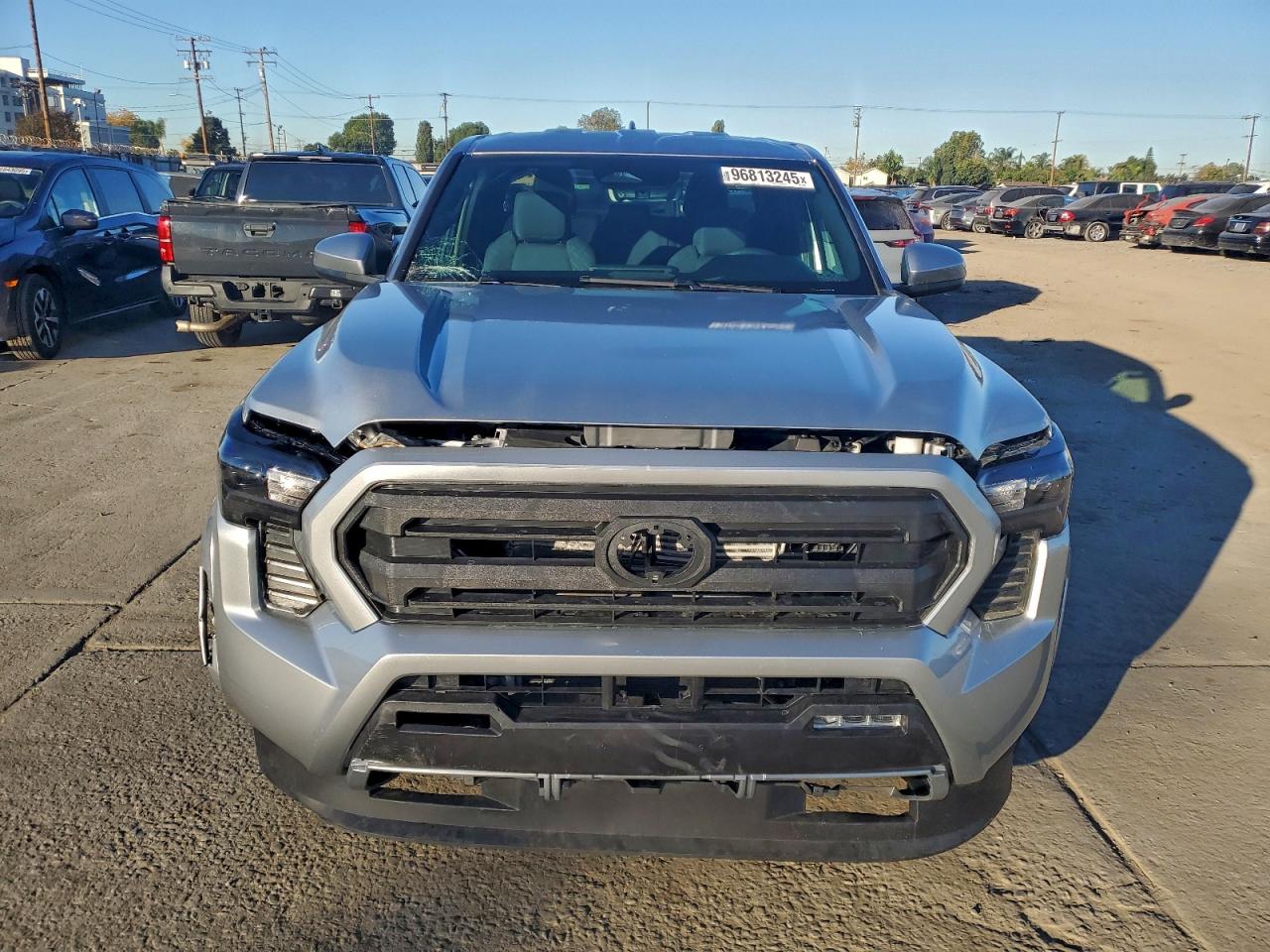 2025 TOYOTA TACOMA DOUBLE CAB photo 5
