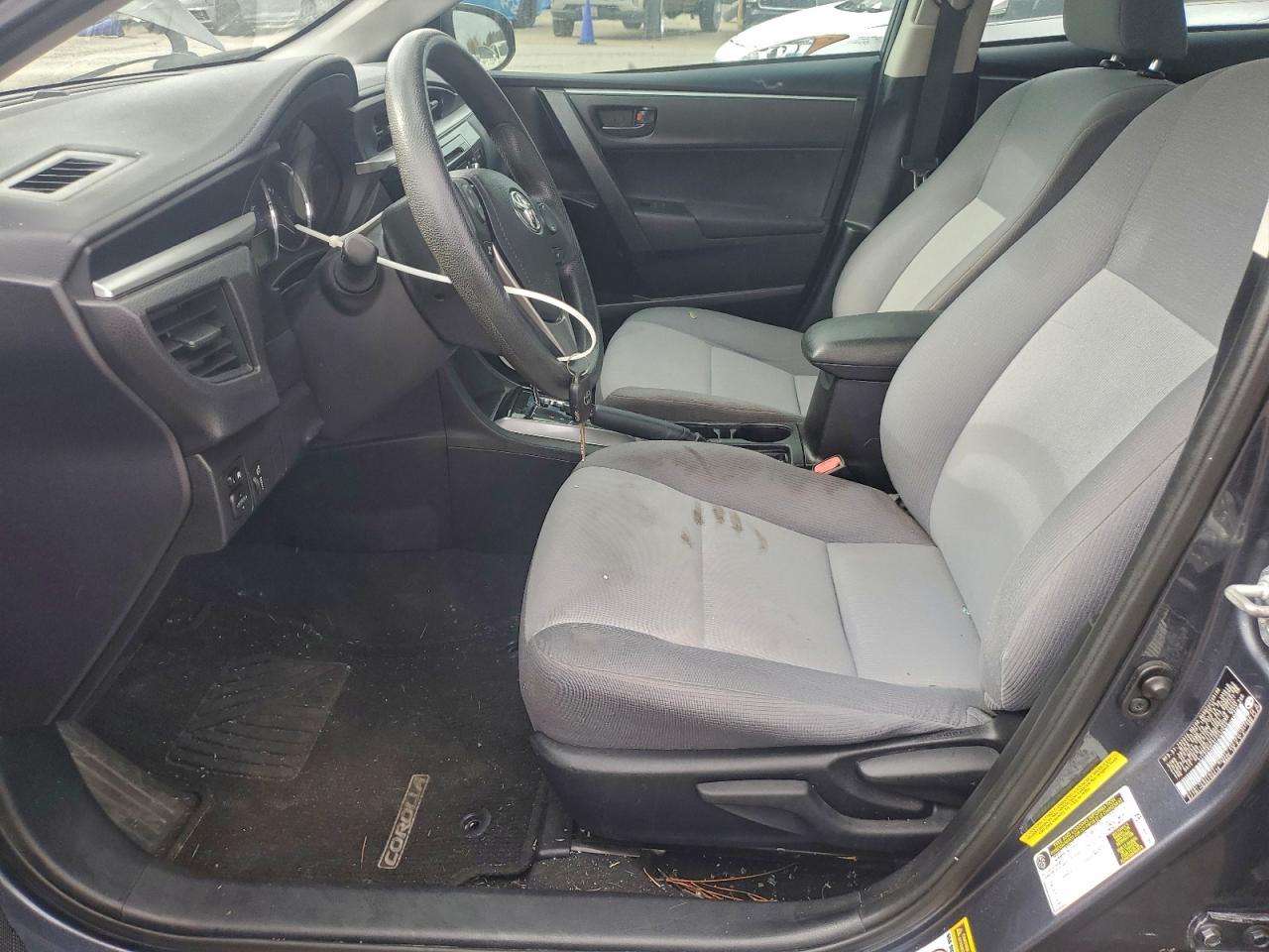 2015 TOYOTA COROLLA L photo 7