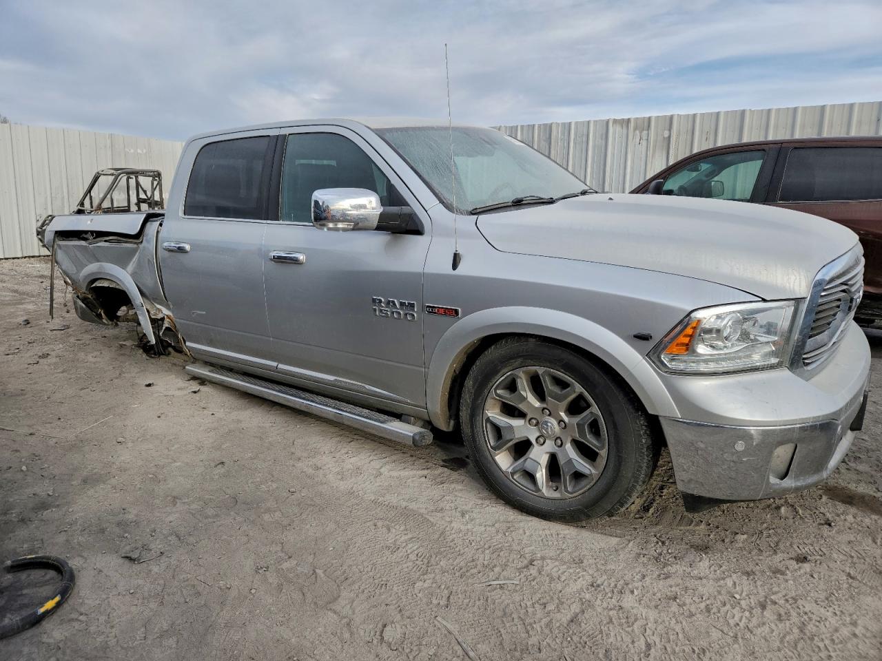 2018 RAM 1500 LONGHORN photo 4